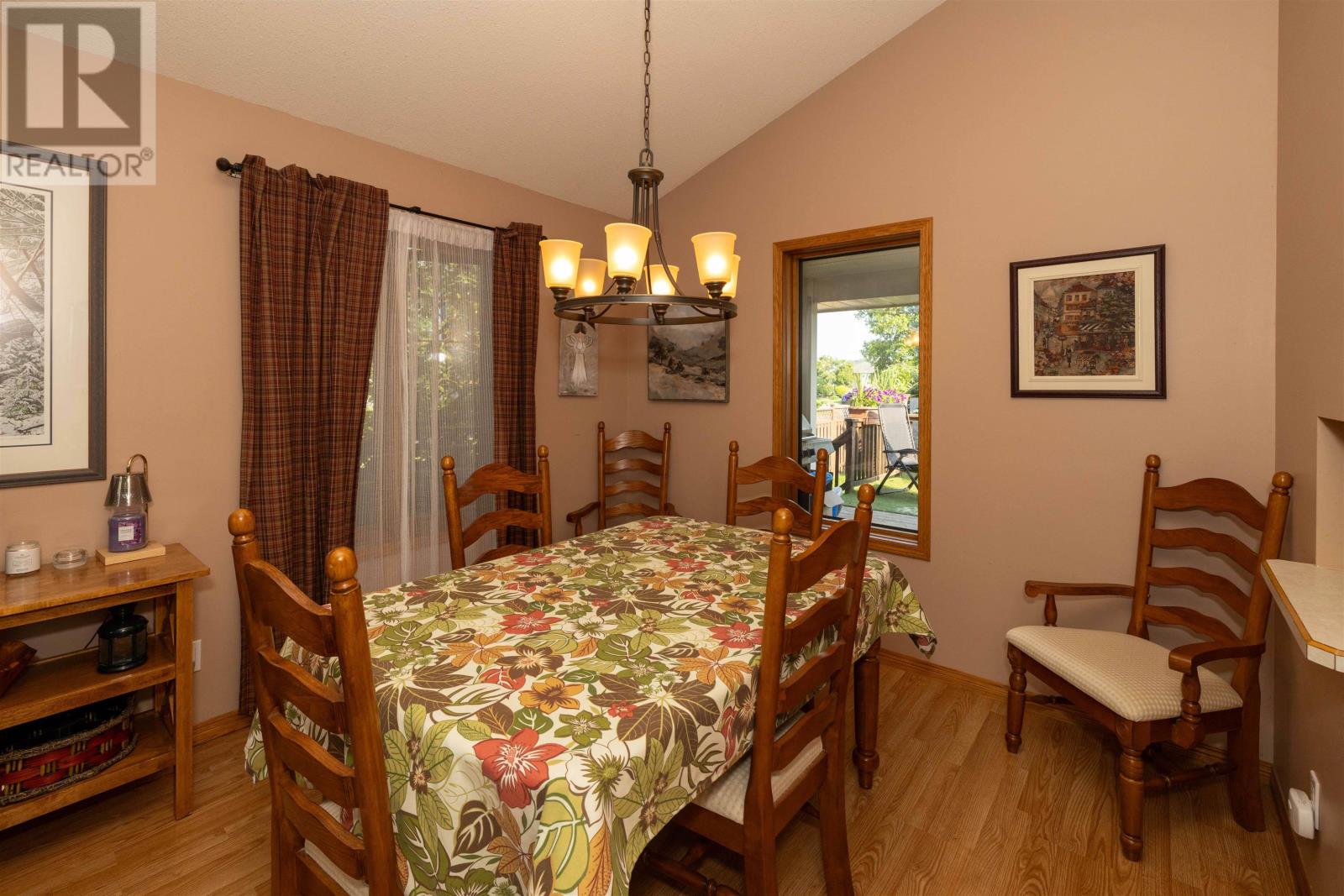 757 Porcupine Blvd, Thunder Bay, Ontario  P7C 5Y9 - Photo 5 - TB2602223
