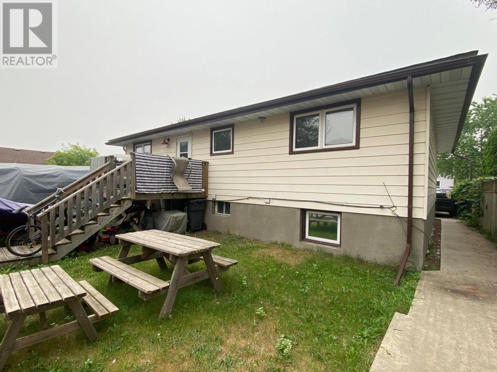 218 Powley St, Thunder Bay, Ontario  P7A 2K9 - Photo 2 - TB2602227
