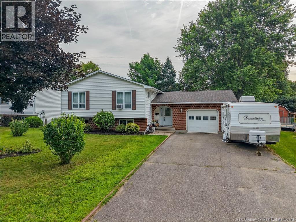 52 Drammen Drive, Fredericton, New Brunswick  E3A 5S2 - Photo 1 - NB144883