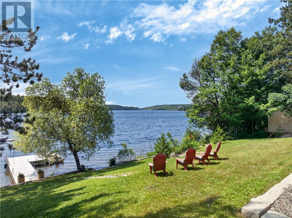 2171 Sunnyside Road, Sudbury, Ontario  P3G 1H8 - Photo 4 - 2129280