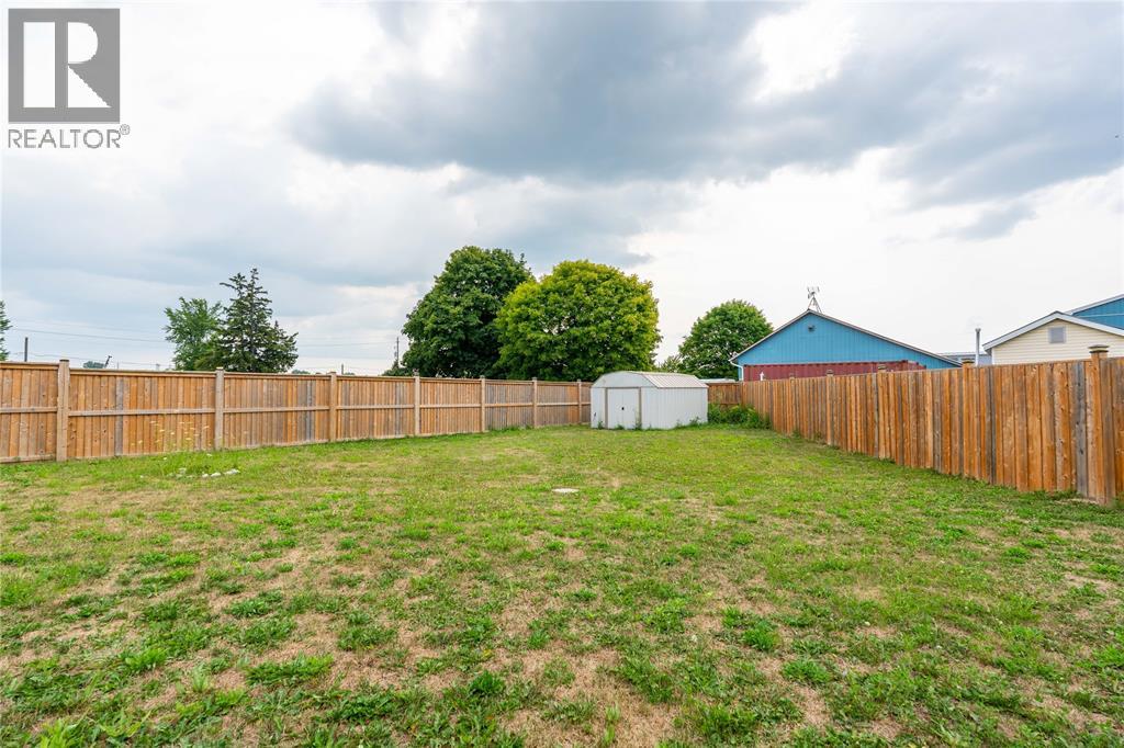 709 Ferdinands Crescent, Sarnia, Ontario  N7W 0B5 - Photo 34 - 26018734
