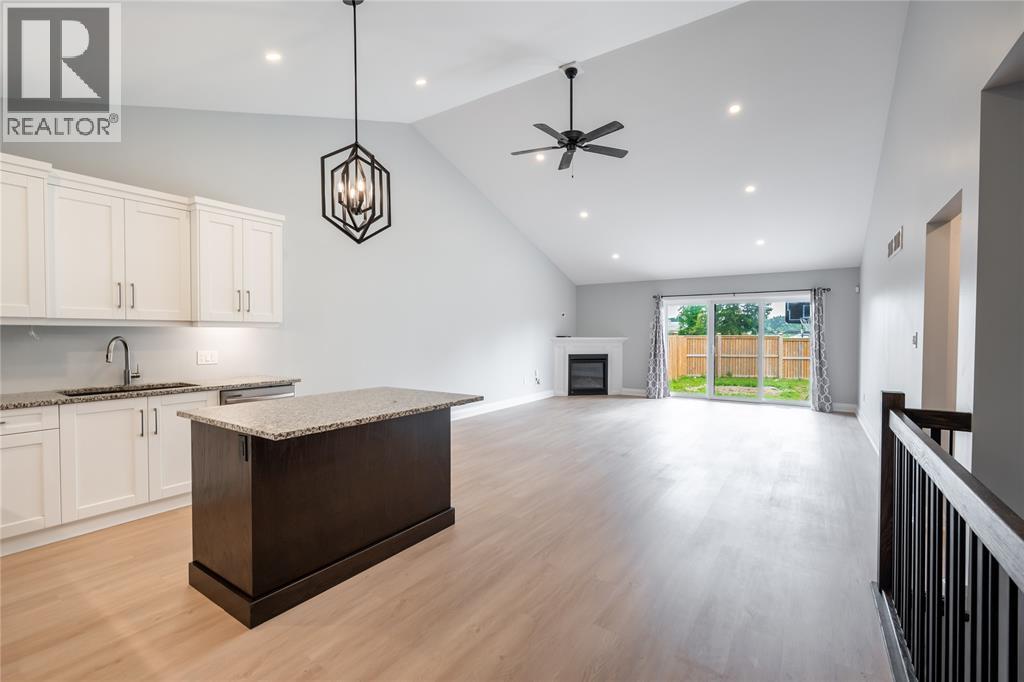 709 Ferdinands Crescent, Sarnia, Ontario  N7W 0B5 - Photo 5 - 26018734