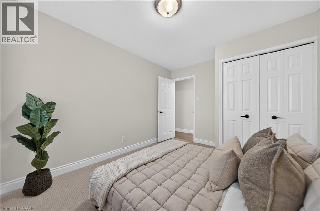 457 Eastbridge Boulevard, Waterloo, Ontario  N2K 3Y4 - Photo 23 - 40853074