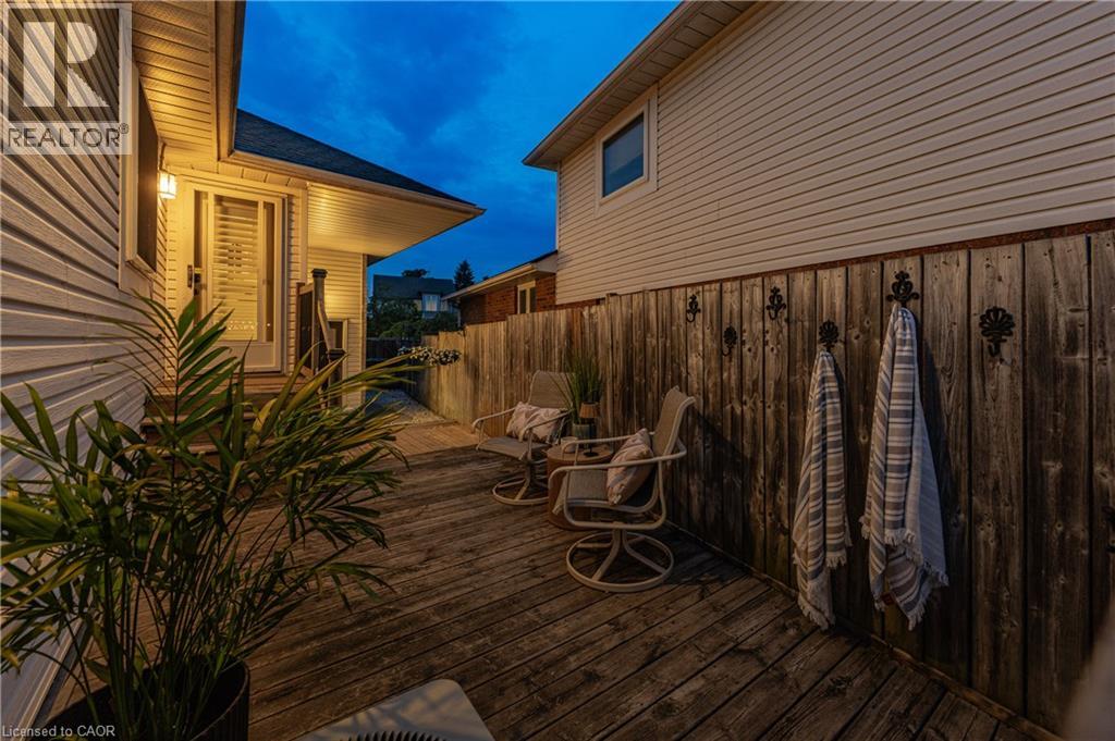 457 Eastbridge Boulevard, Waterloo, Ontario  N2K 3Y4 - Photo 41 - 40853074