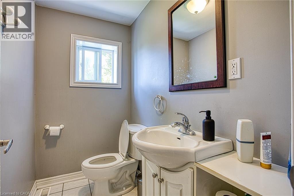 99 Mohawk Road W, Hamilton, Ontario  L9C 1W2 - Photo 11 - 40852950