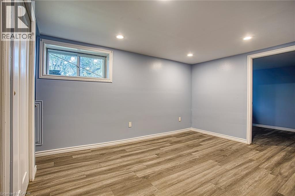 99 Mohawk Road W, Hamilton, Ontario  L9C 1W2 - Photo 13 - 40852950