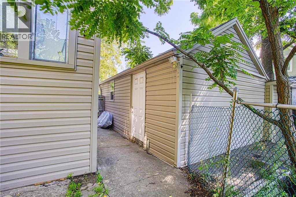 99 Mohawk Road W, Hamilton, Ontario  L9C 1W2 - Photo 22 - 40852950