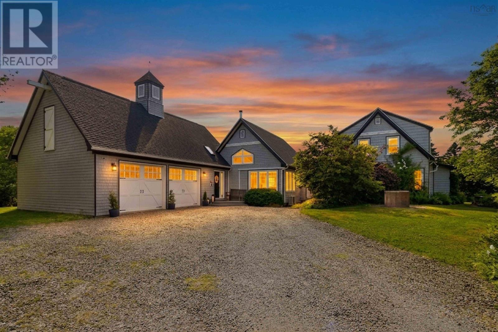 295 Kennedys Road, Boutiliers Point, Nova Scotia