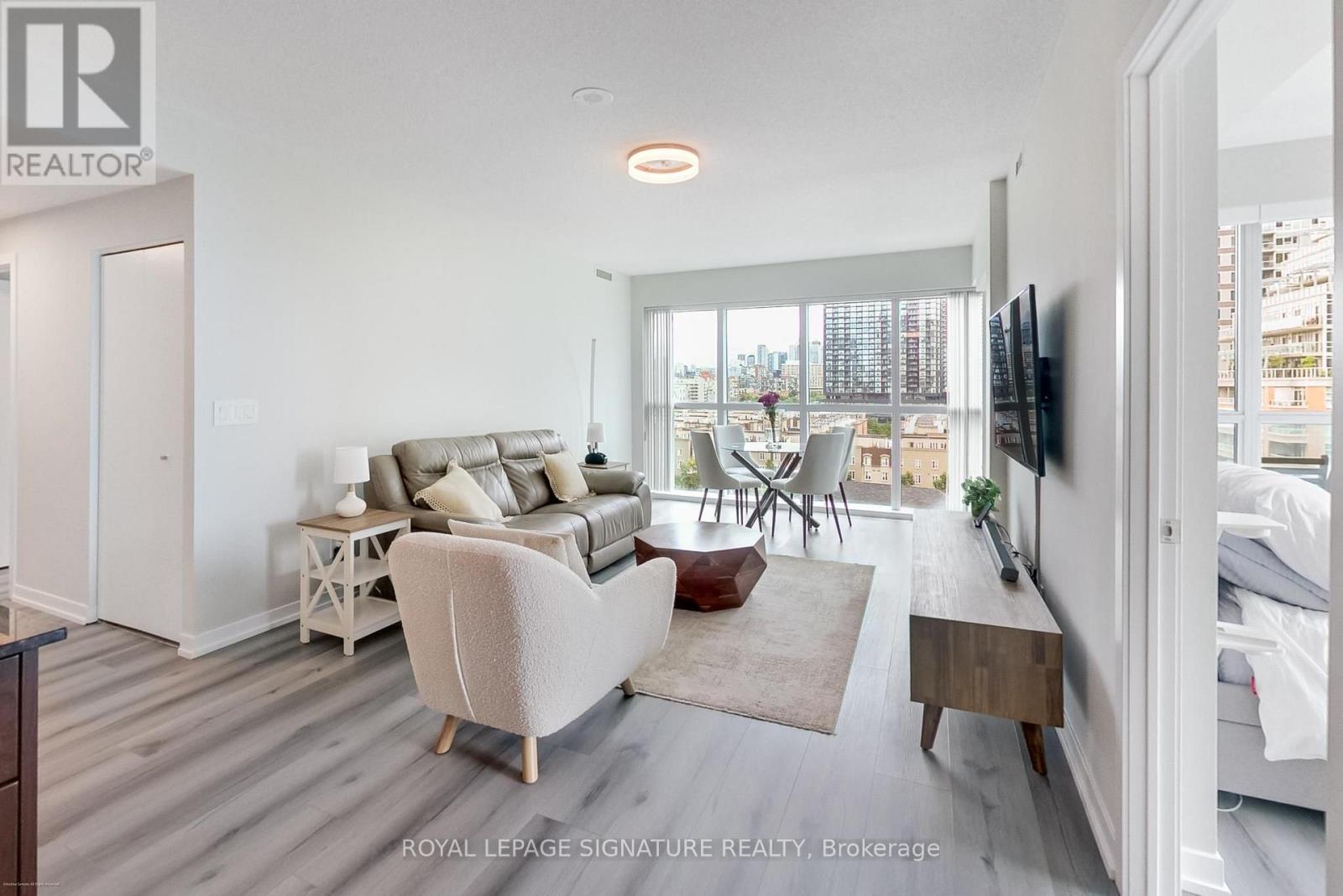 904 - 69 Lynn Williams Street, Toronto, Ontario  M6K 3R7 - Photo 2 - C13635376