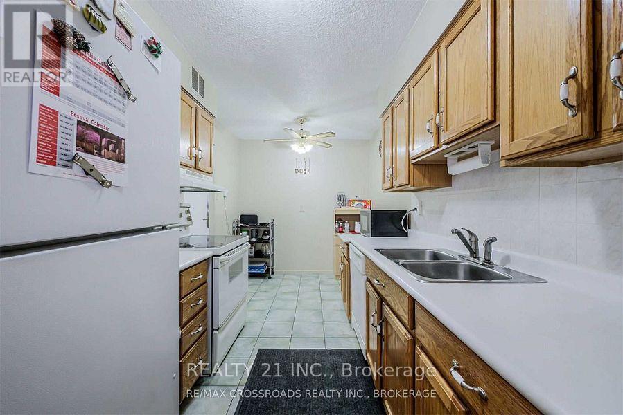 811 - 25 Sunrise Avenue S, Toronto, Ontario  M4A 2S2 - Photo 11 - C13635390