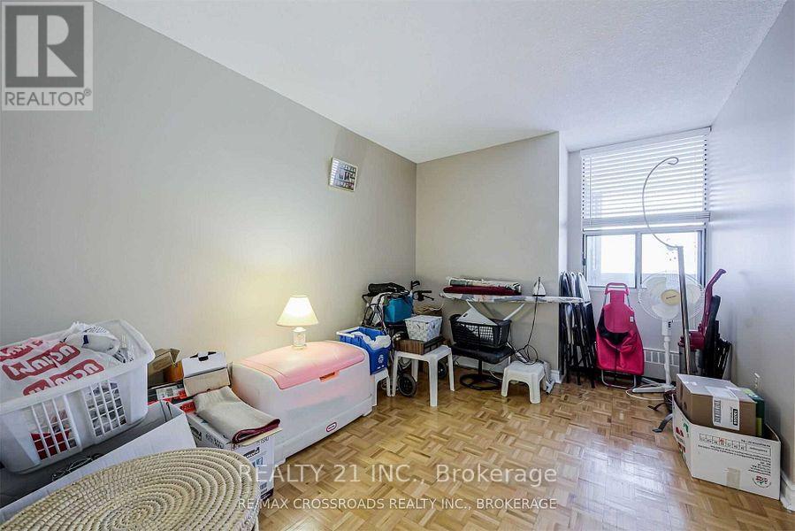 811 - 25 Sunrise Avenue S, Toronto, Ontario  M4A 2S2 - Photo 3 - C13635390