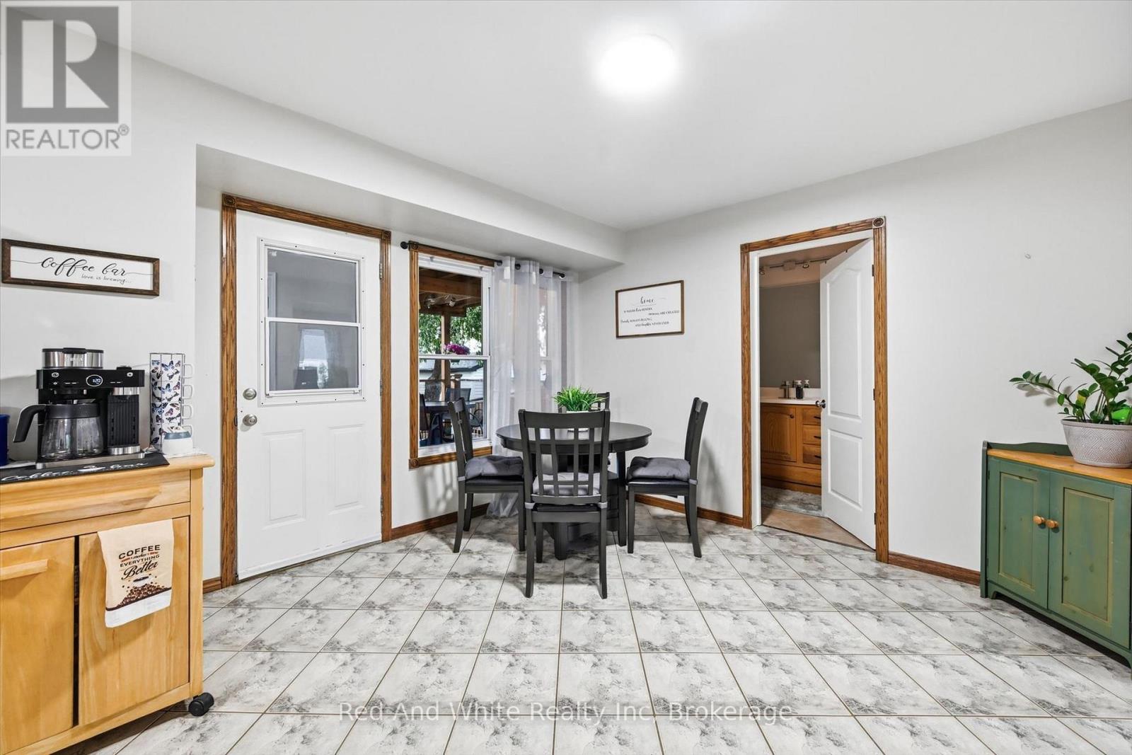 450 East 42nd Street, Hamilton, Ontario  L8T 3B3 - Photo 12 - X13635638
