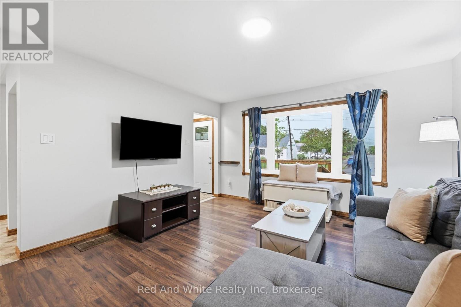 450 East 42nd Street, Hamilton, Ontario  L8T 3B3 - Photo 7 - X13635638