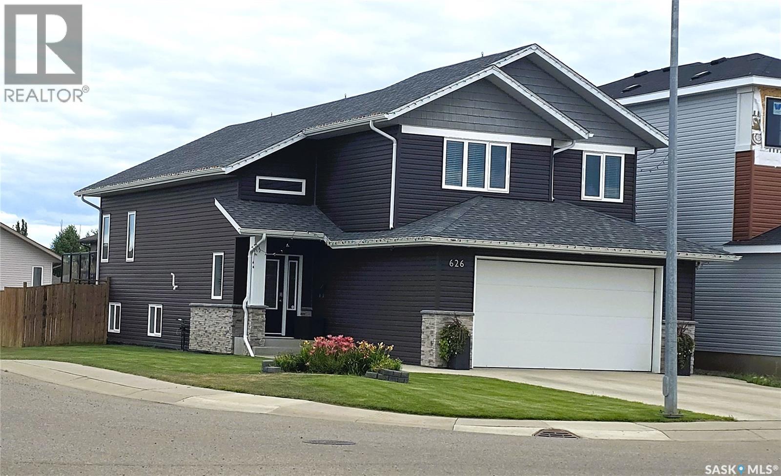 626 Kinloch Crescent, Saskatoon, Saskatchewan  S7M 5X2 - Photo 2 - SK044376