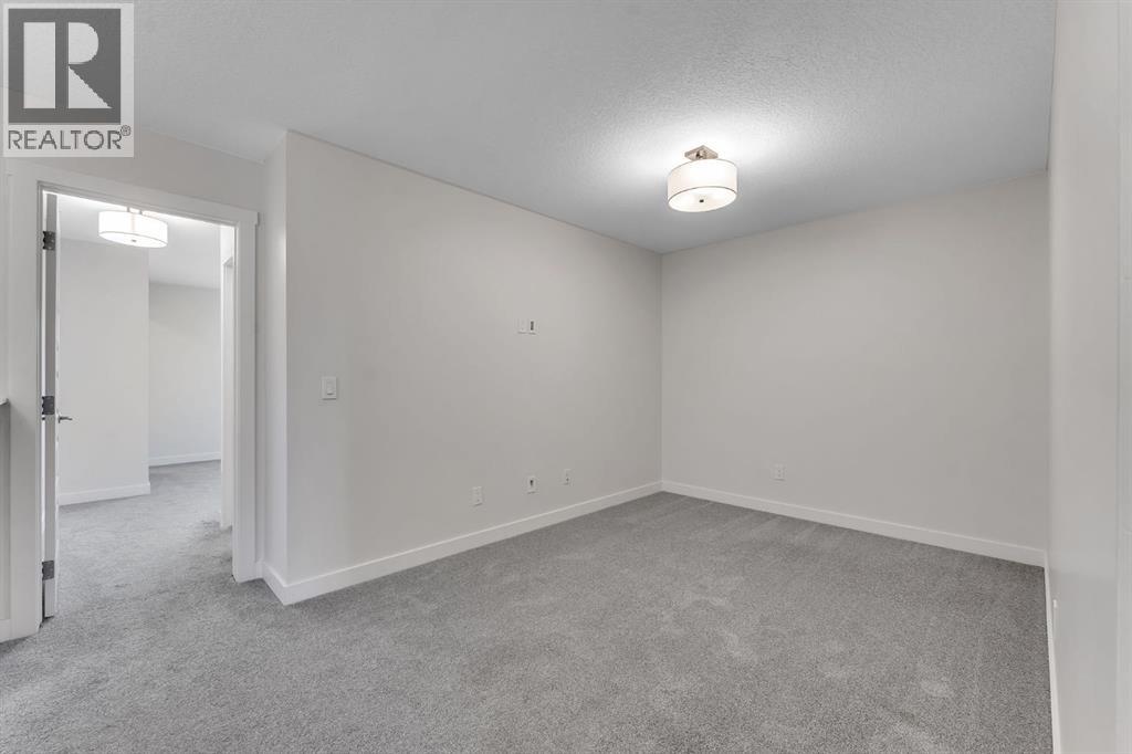 1489 Bayview Point SW, Airdrie, Alberta  T4B 5K1 - Photo 23 - A2325425