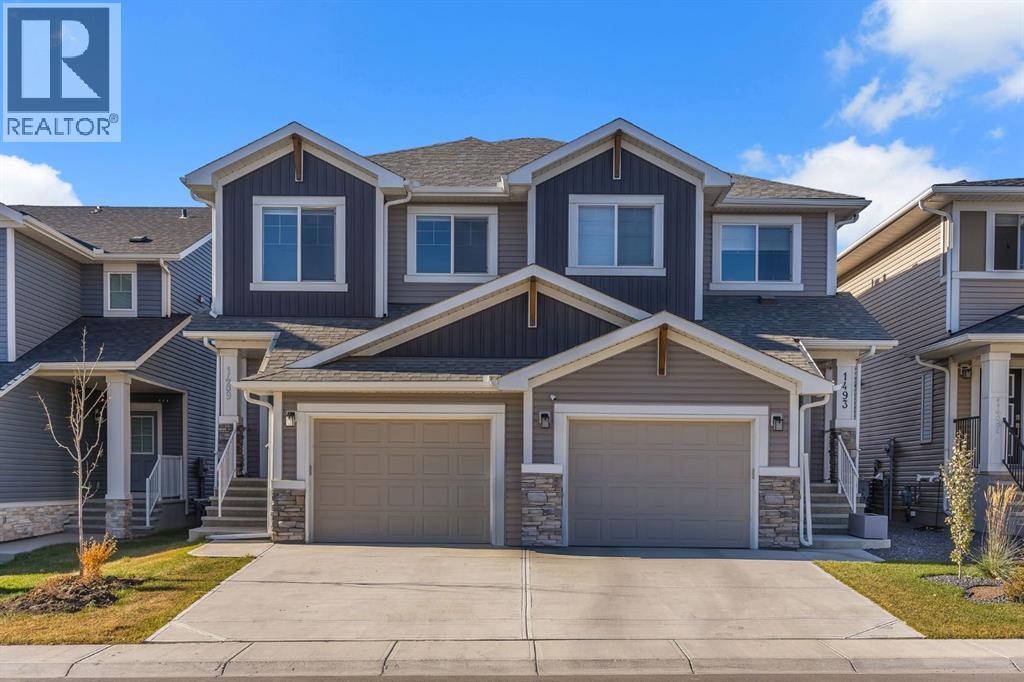 1489 Bayview Point SW, Airdrie, Alberta  T4B 5K1 - Photo 2 - A2325425