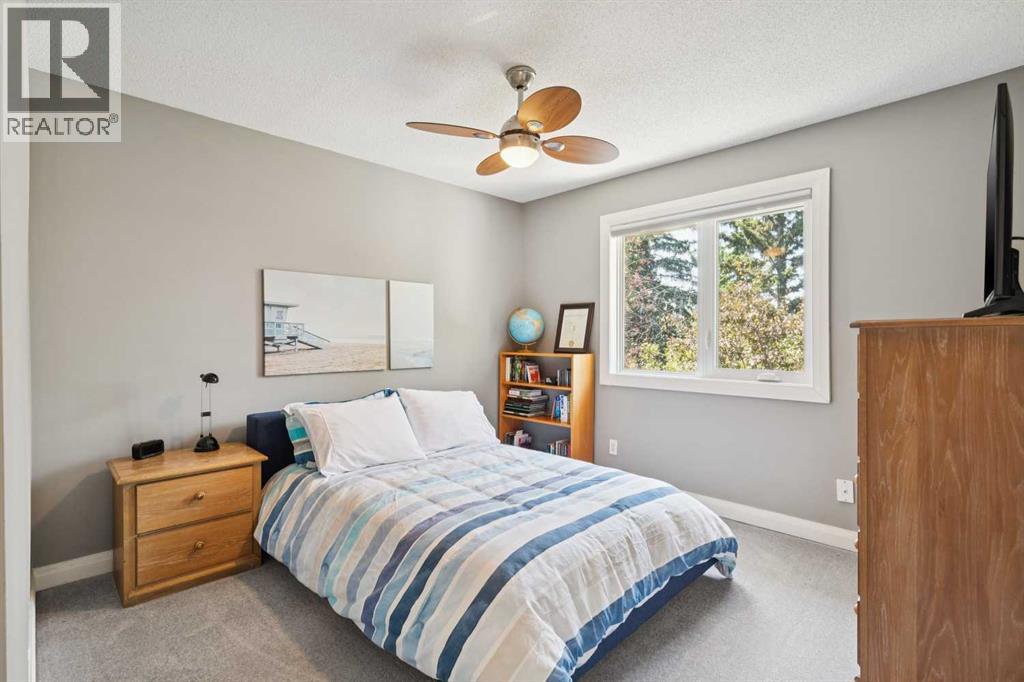 947 Shawnee Drive SW, Calgary, Alberta  T2Y 2G9 - Photo 31 - A2326369