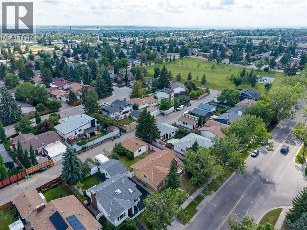 11248 Braeside Drive SW, Calgary, Alberta  T2W 3E4 - Photo 36 - A2330079