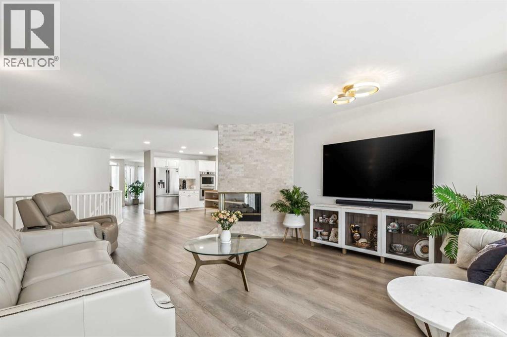 6991 Christie Briar Manor SW, Calgary, Alberta  T3H 2R3 - Photo 9 - A2332288