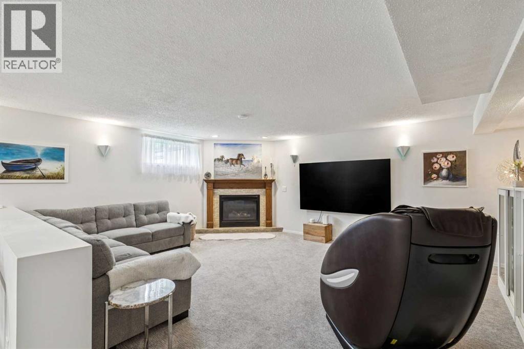 6991 Christie Briar Manor SW, Calgary, Alberta  T3H 2R3 - Photo 25 - A2332288