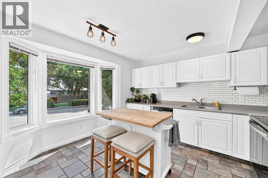 357 Regal Park NE, Calgary, Alberta  T2E 0S6 - Photo 17 - A2333361