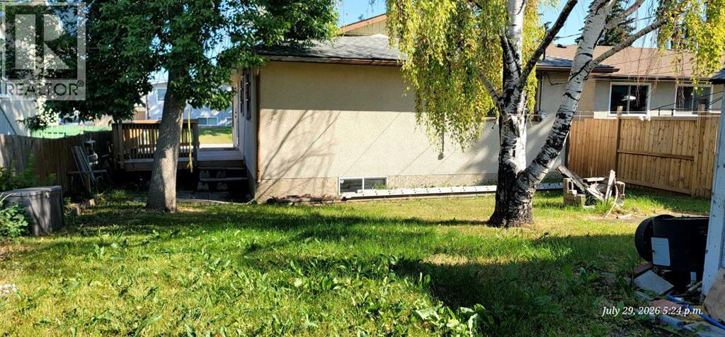 176 Penbrooke Close SE, Calgary, Alberta  T2A 3P1 - Photo 8 - A2334212