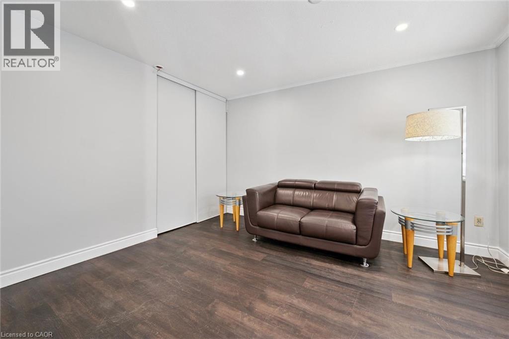 121 University Avenue E Unit# 11, Waterloo, Ontario  N2J 4J1 - Photo 9 - 40849888