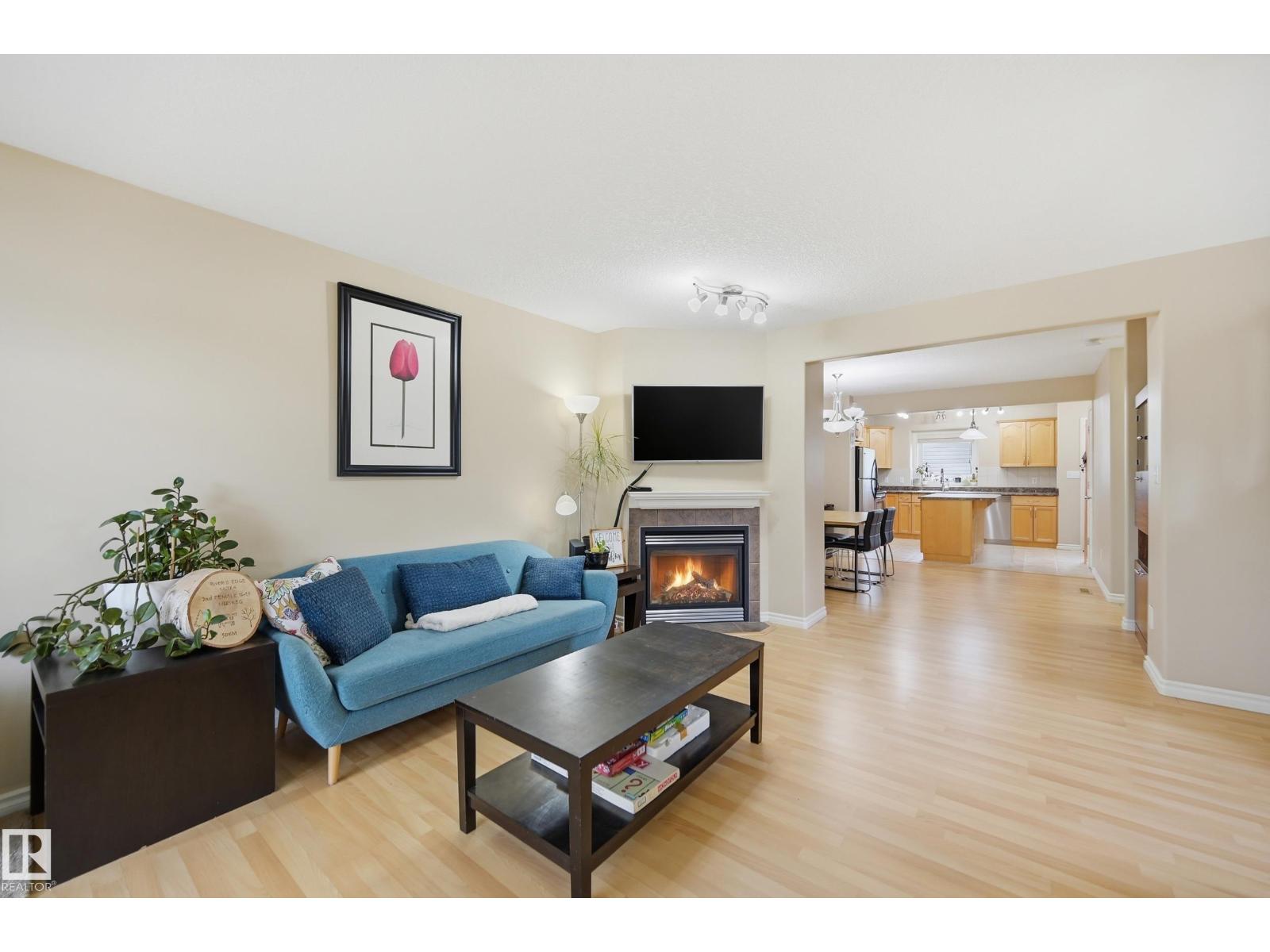 11337 76 Av NW, Edmonton, Alberta  T6G 0K3 - Photo 2 - E4489292