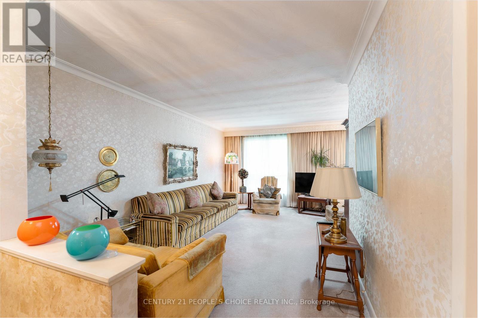 82 Hadrian Drive, Toronto, Ontario  M9W 1V4 - Photo 14 - W13635288