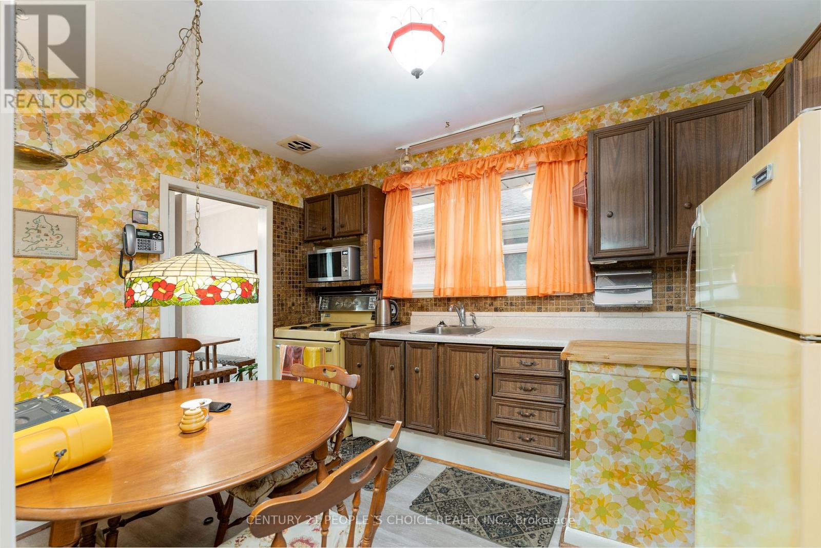 82 Hadrian Drive, Toronto, Ontario  M9W 1V4 - Photo 9 - W13635288