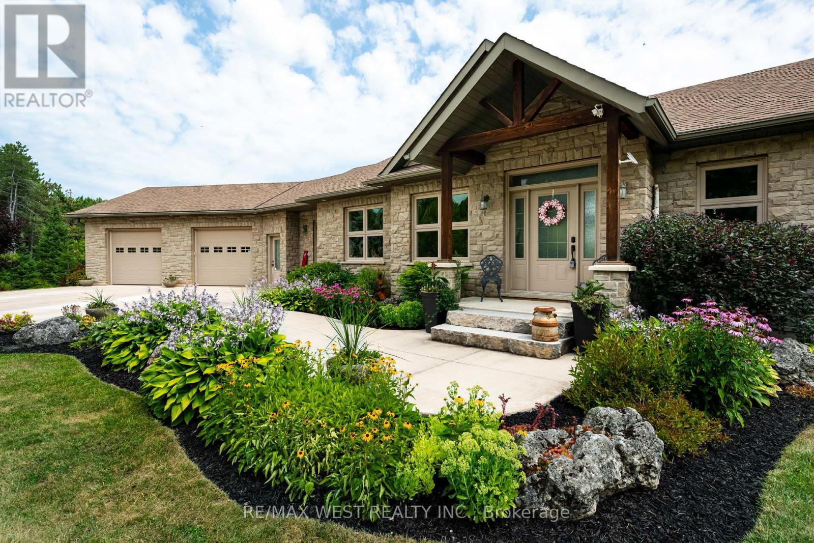 20341 St Andrews Road, Caledon, Ontario  L7K 2E6 - Photo 2 - W13635326