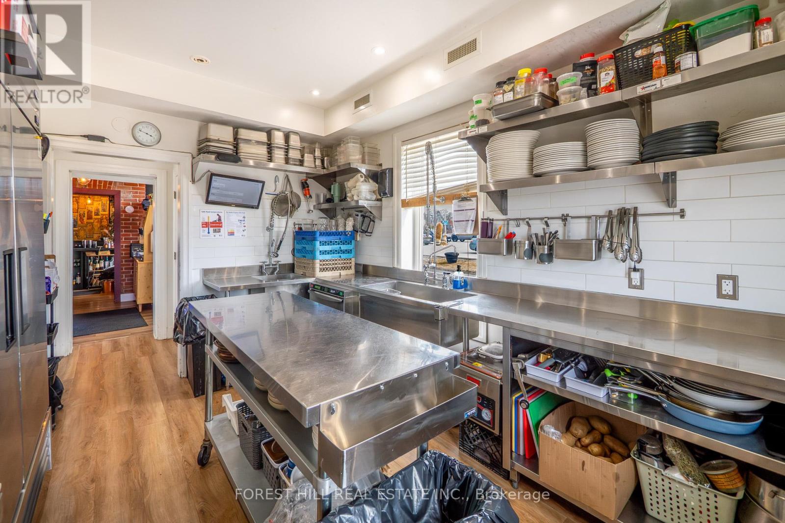 200 - 151 Queen Street S, Mississauga, Ontario  L5M 1L1 - Photo 27 - W13635468