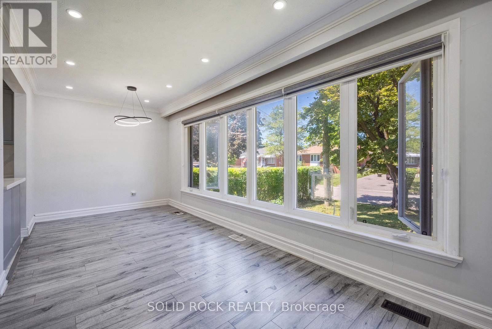 47 Brisco Street, Brampton, Ontario  L6V 1X1 - Photo 6 - W13635586
