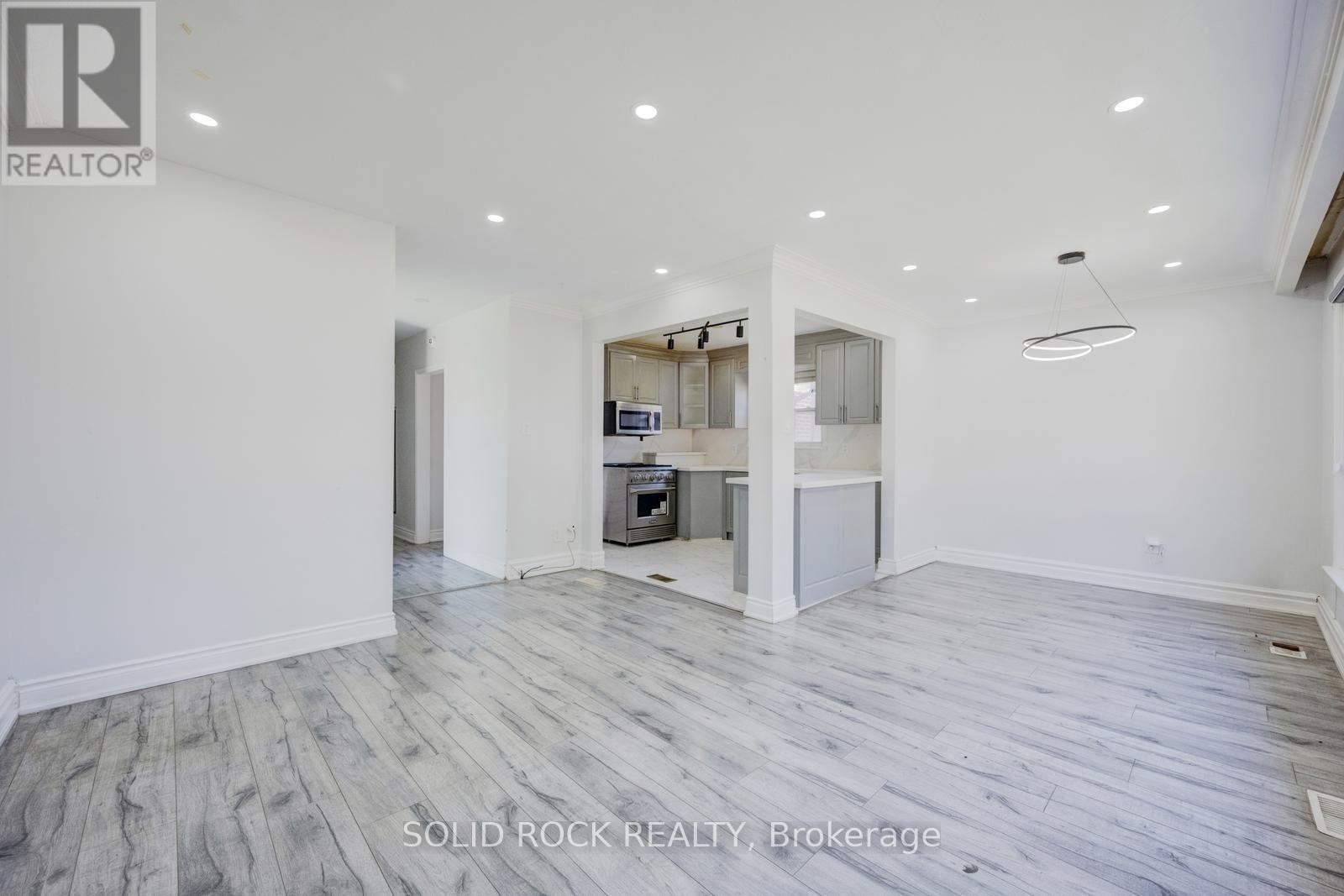 47 Brisco Street, Brampton, Ontario  L6V 1X1 - Photo 9 - W13635586