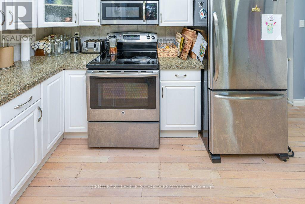 2506 Bridge Road, Oakville, Ontario  L6L 2H2 - Photo 30 - W13635654