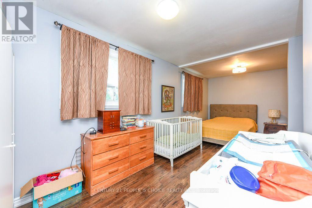 2506 Bridge Road, Oakville, Ontario  L6L 2H2 - Photo 7 - W13635654
