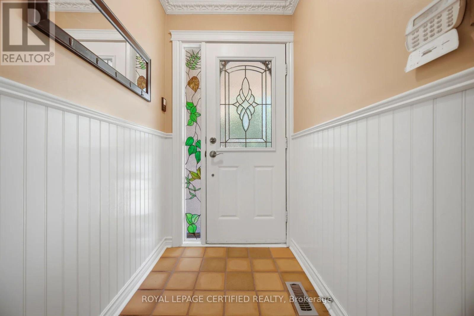 20 Burnley Place, Brampton, Ontario  L6Z 2T9 - Photo 5 - W13635662