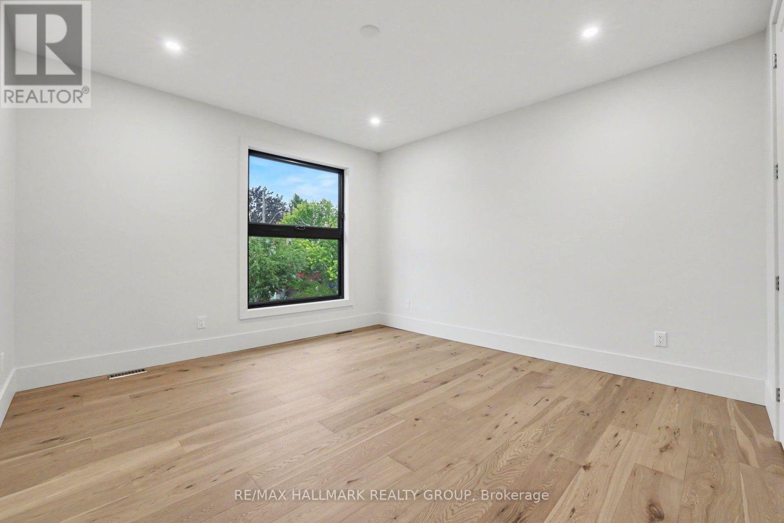 218 Woodland Avenue, Ottawa, Ontario  K2B 5C9 - Photo 34 - X13635512