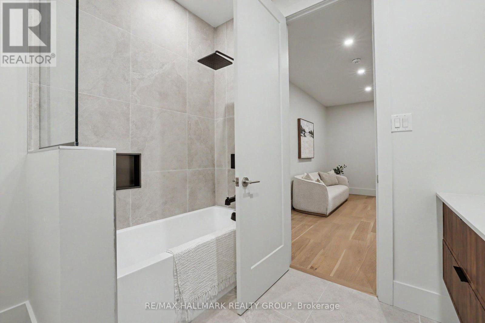 218 Woodland Avenue, Ottawa, Ontario  K2B 5C9 - Photo 36 - X13635512