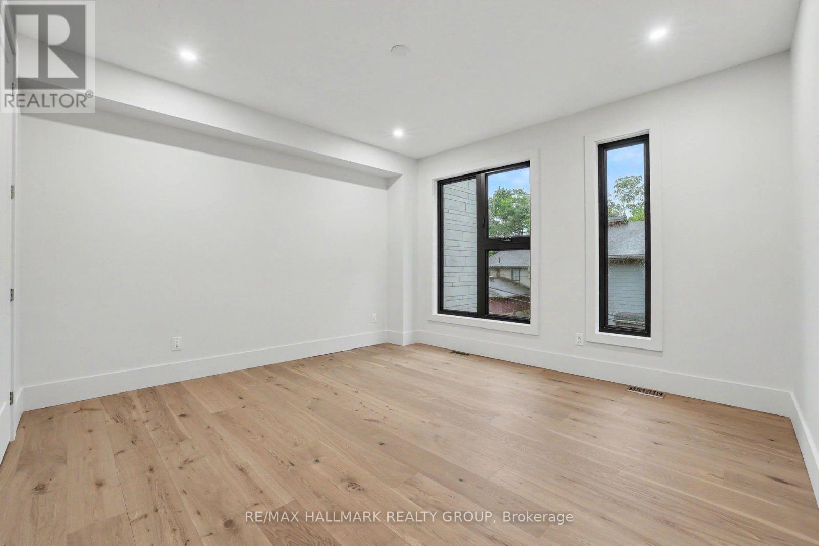 218 Woodland Avenue, Ottawa, Ontario  K2B 5C9 - Photo 38 - X13635512