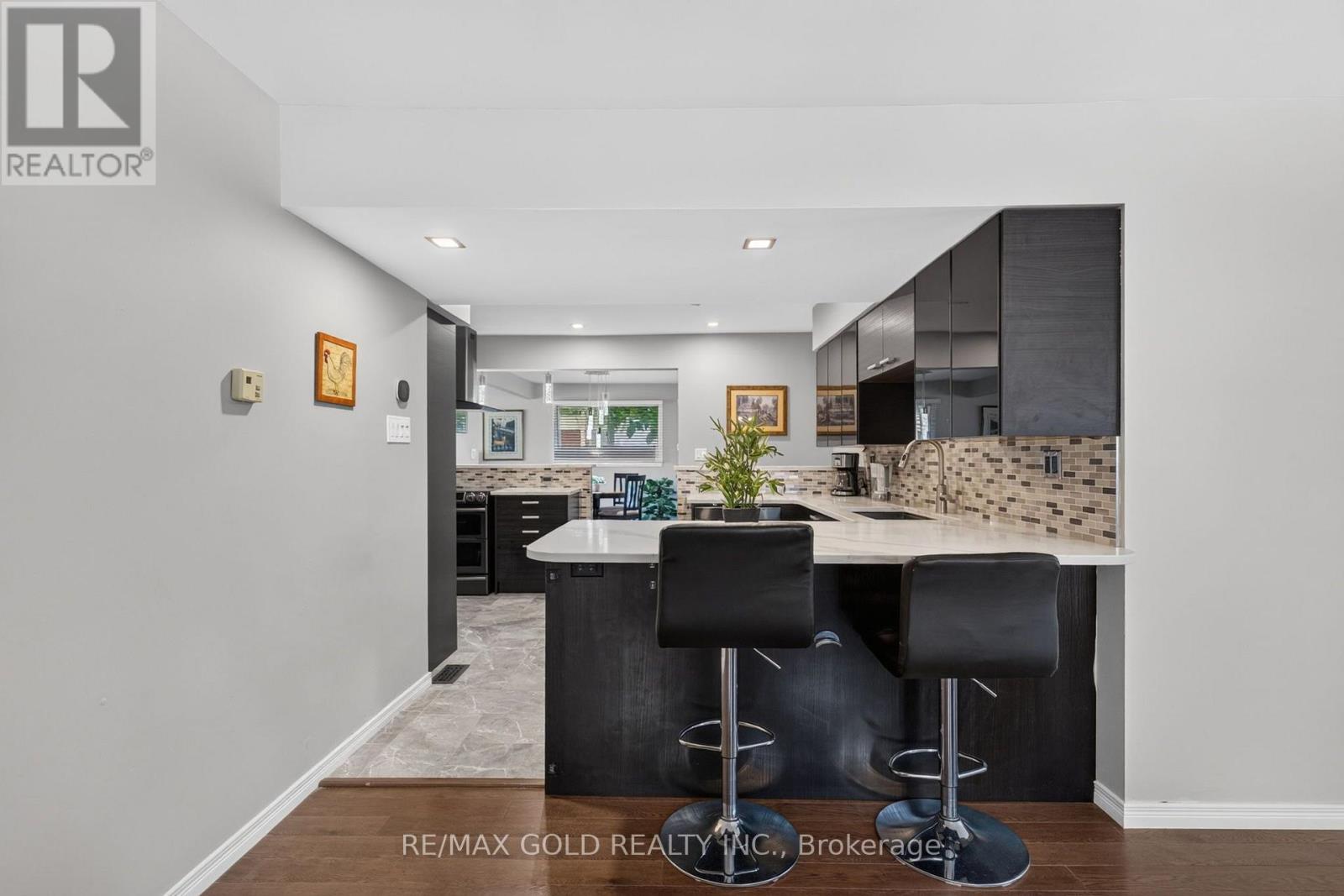 16 Monterey Road, Kitchener, Ontario  N2B 1V3 - Photo 22 - X13635314