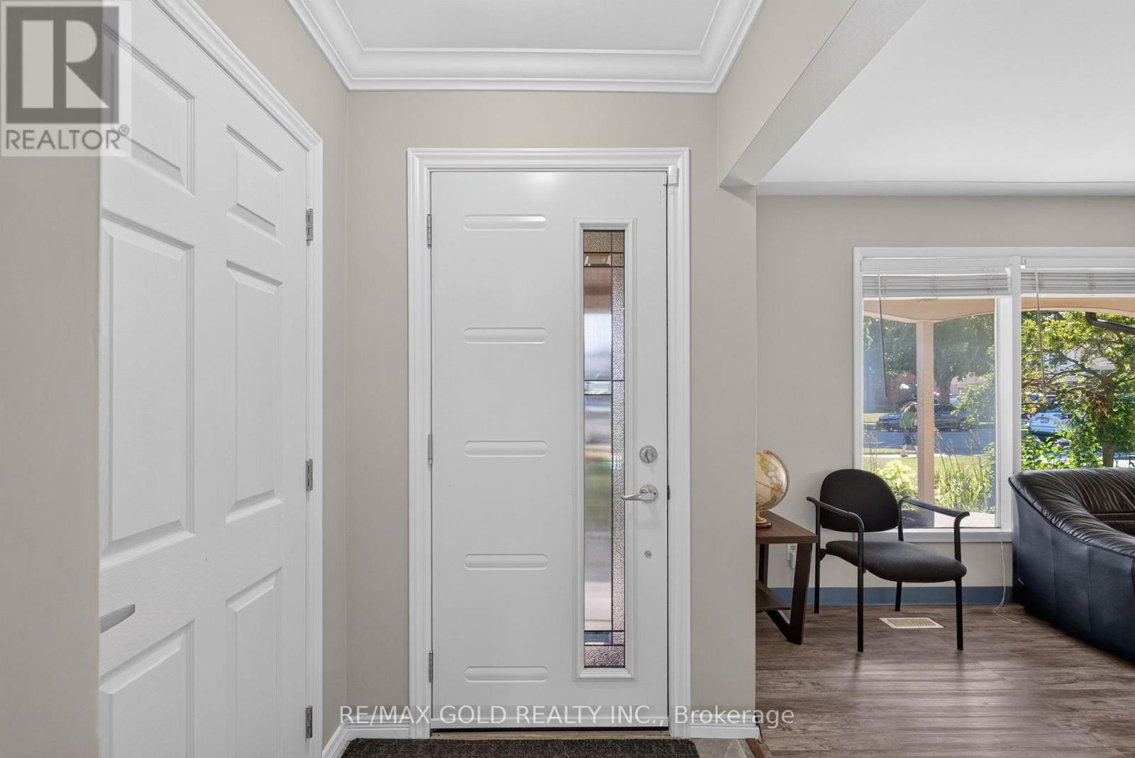 16 Monterey Road, Kitchener, Ontario  N2B 1V3 - Photo 5 - X13635314