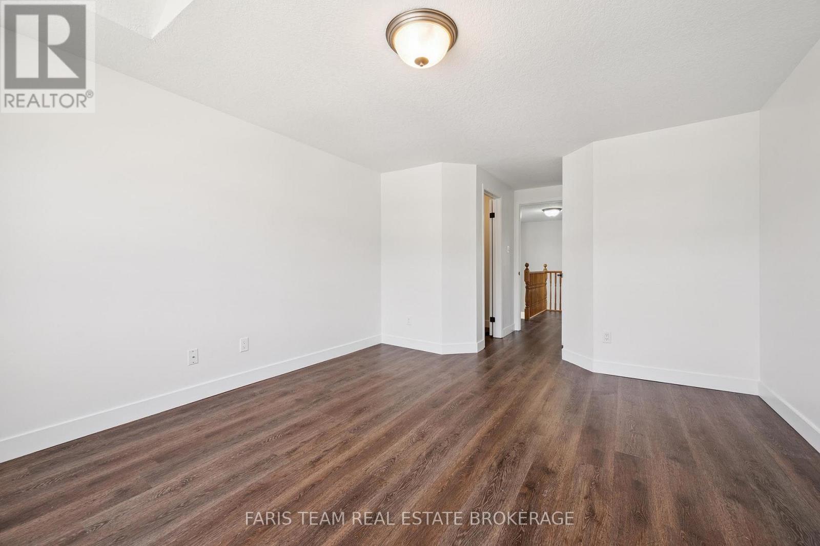 71 Peach Blossom Crescent, Kitchener, Ontario  N2E 3Z7 - Photo 21 - X13635500