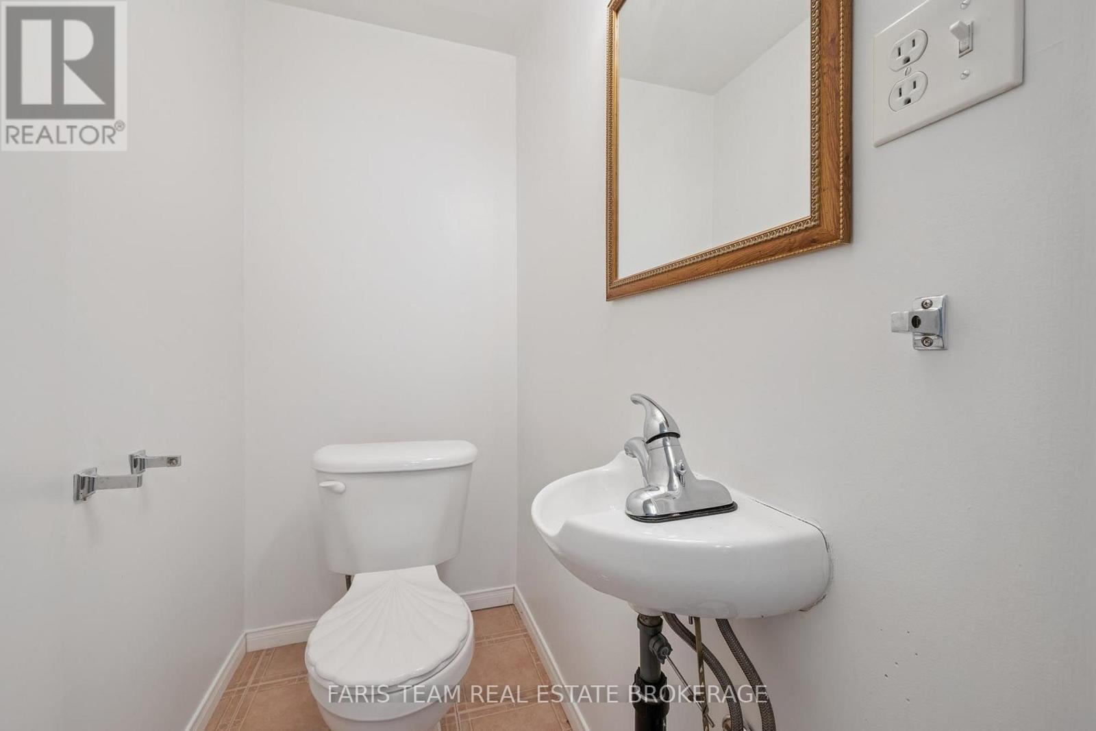 71 Peach Blossom Crescent, Kitchener, Ontario  N2E 3Z7 - Photo 35 - X13635500