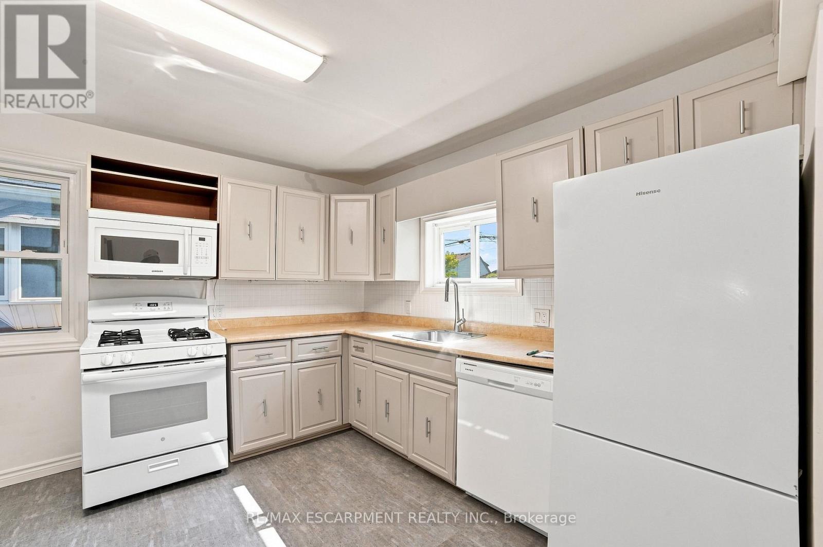 156 Tragina Avenue N, Hamilton, Ontario  L8H 5C8 - Photo 12 - X13635510