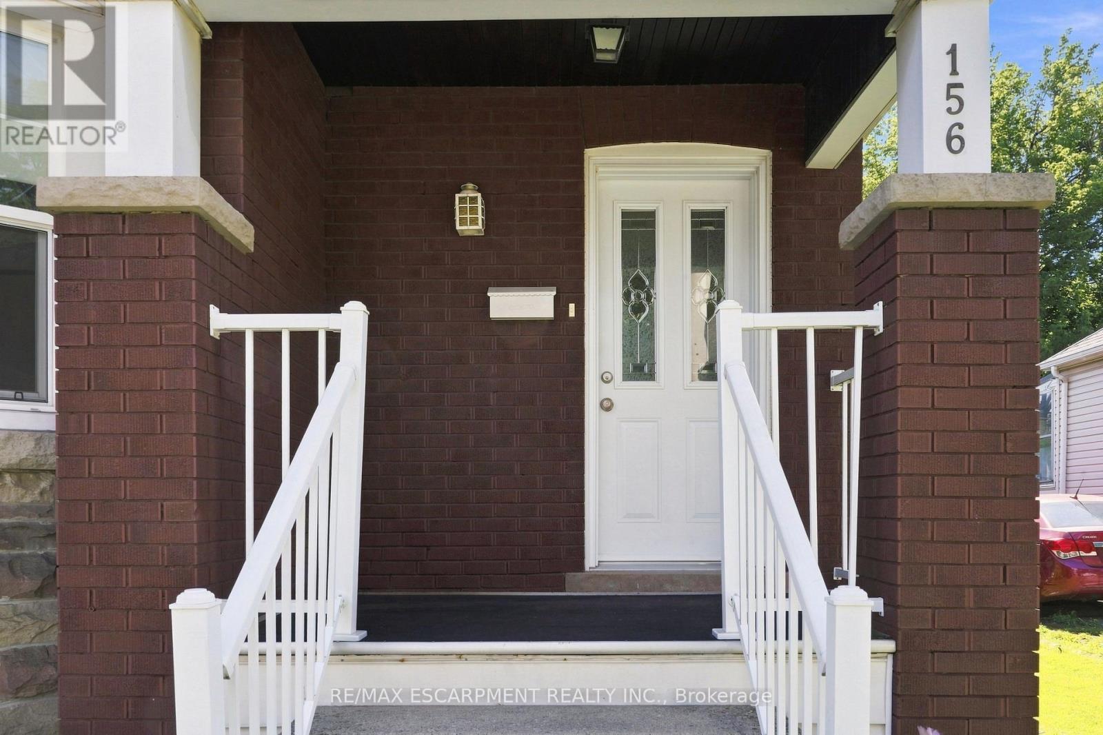 156 Tragina Avenue N, Hamilton, Ontario  L8H 5C8 - Photo 4 - X13635510