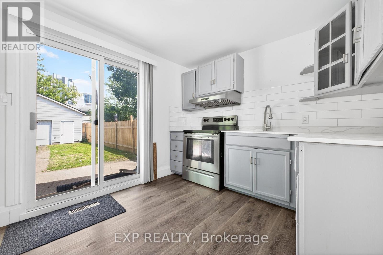 6564 Level Avenue, Niagara Falls, Ontario  L2G 4B7 - Photo 10 - X13635564