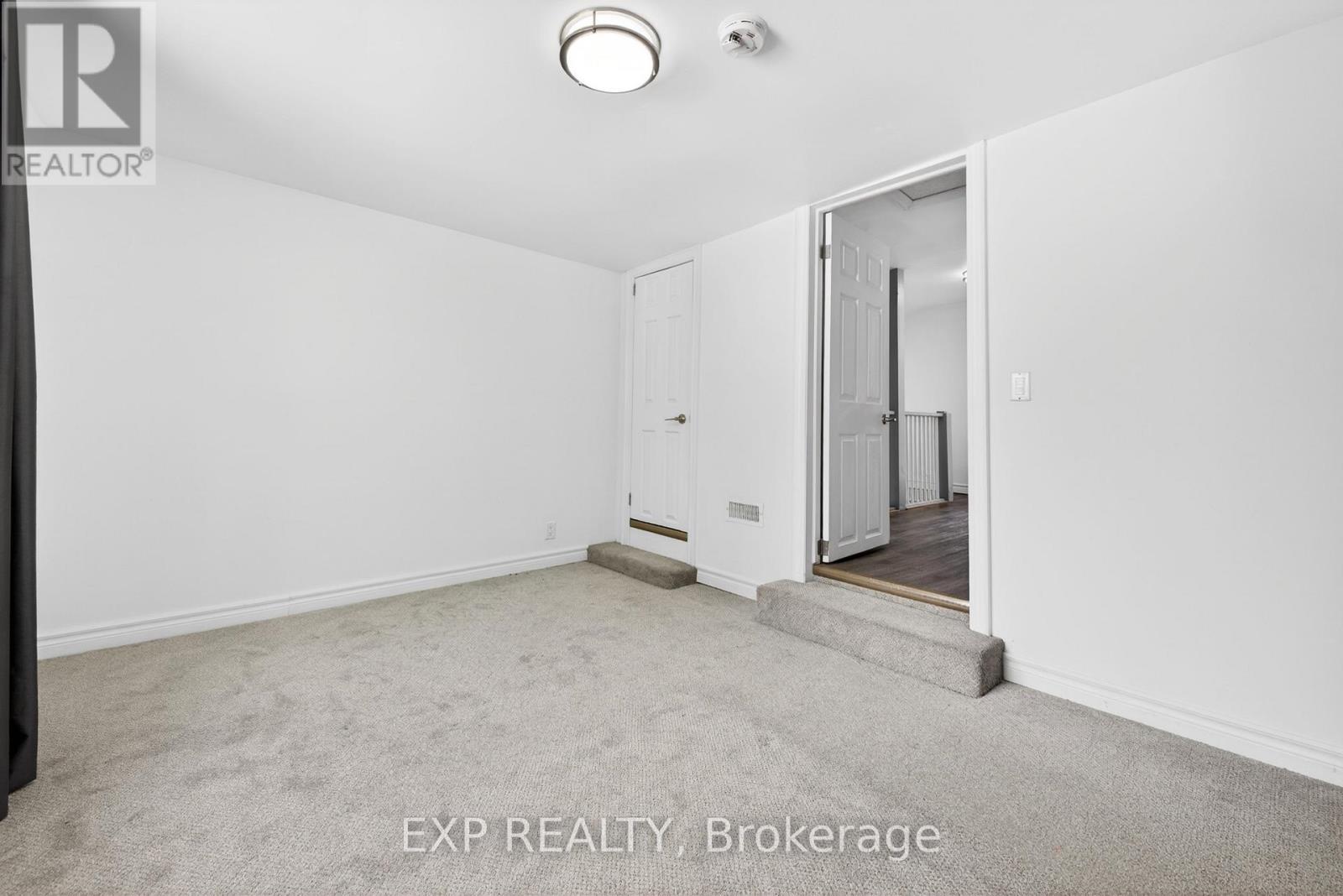 6564 Level Avenue, Niagara Falls, Ontario  L2G 4B7 - Photo 26 - X13635564