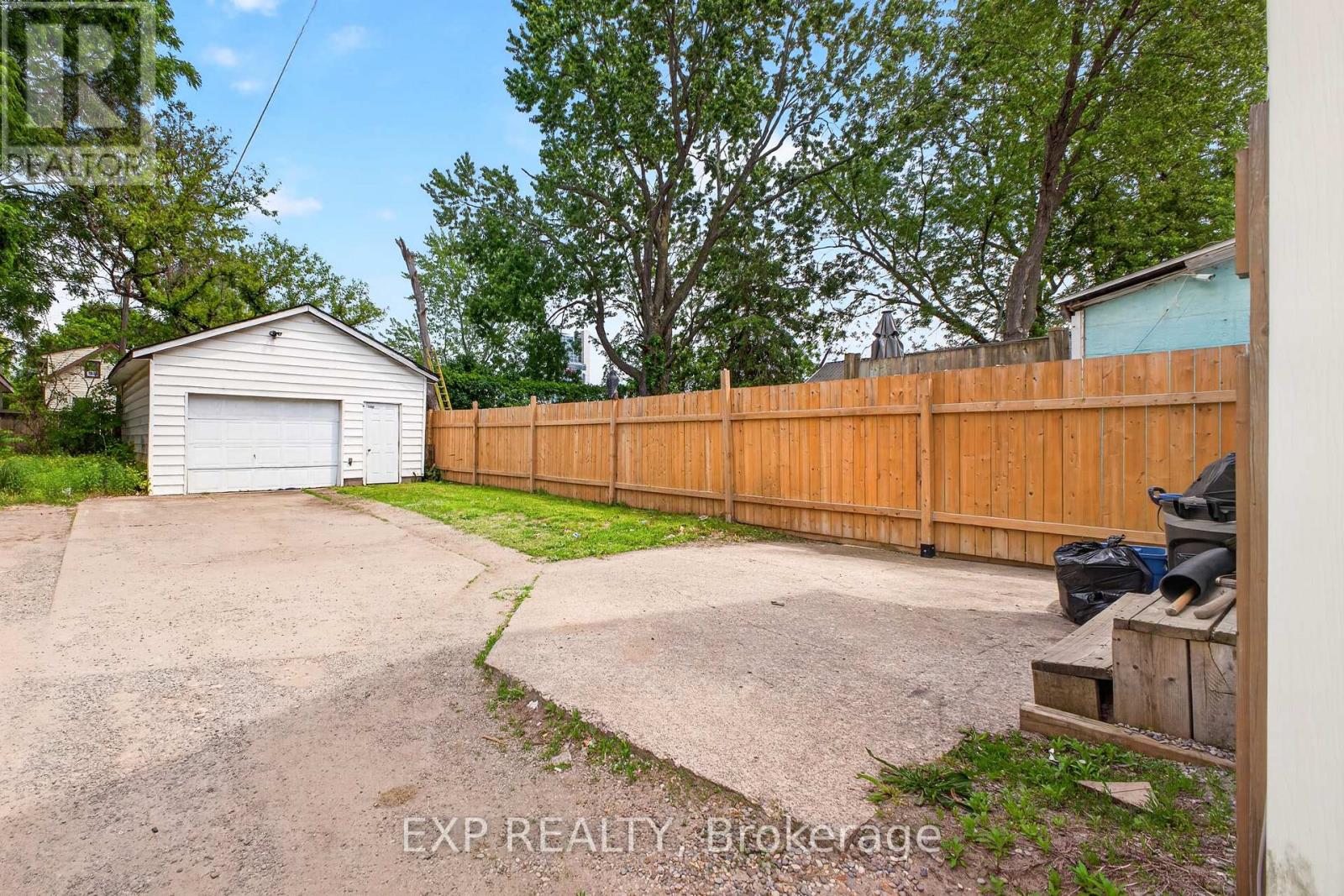6564 Level Avenue, Niagara Falls, Ontario  L2G 4B7 - Photo 41 - X13635564
