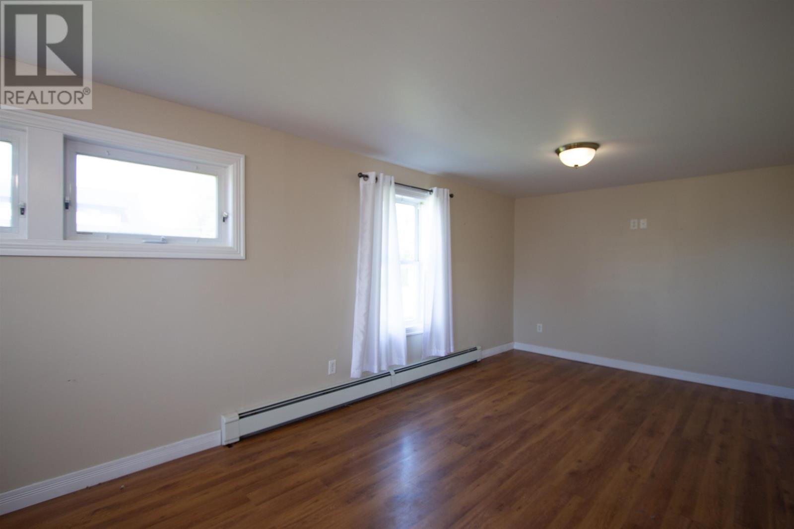 415 North Market Street, Summerside, Prince Edward Island  C1N 1L9 - Photo 5 - 202619520